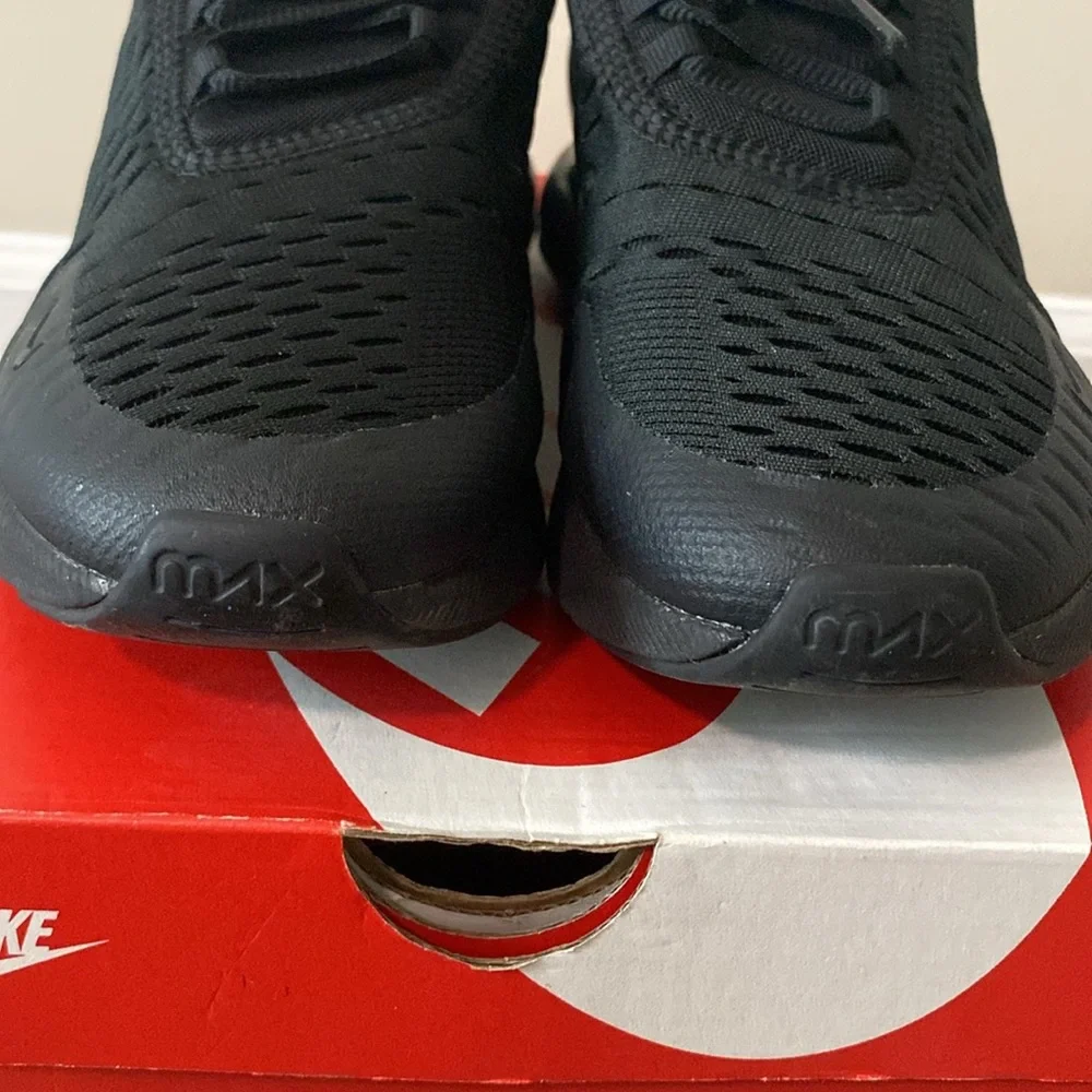 Air Max 270 Black - Picture 2 of 8